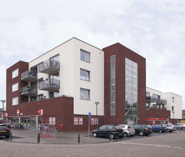 Waalwijk, 21 appartementen + supermarkt